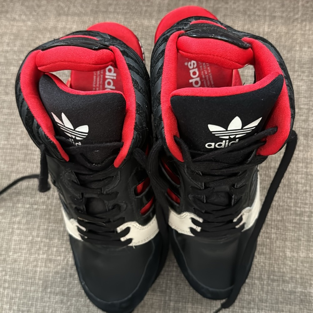 Adidas sneakers - Picture 4 of 4